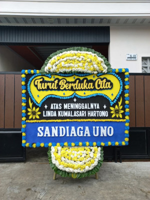 Papan Bunga Duka di Tanah Tinggi